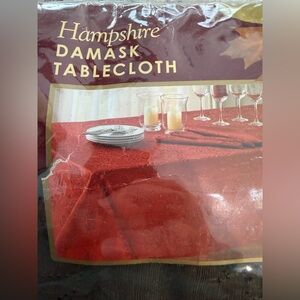 Damask tablecloth deep brown 52”x70” oblong maple leaf